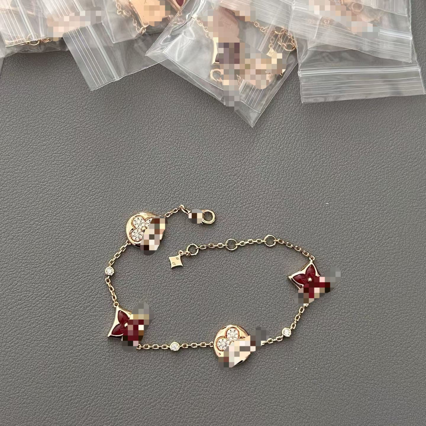 Pork Belly Fritillary Diamond-shaped Four-leaf Clover Bracelet