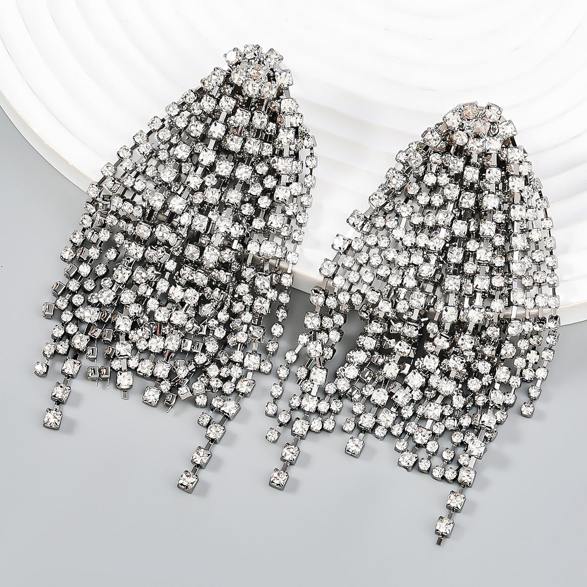 Exaggerated Trendy Alloy Diamond Rhinestone Tassel Earrings