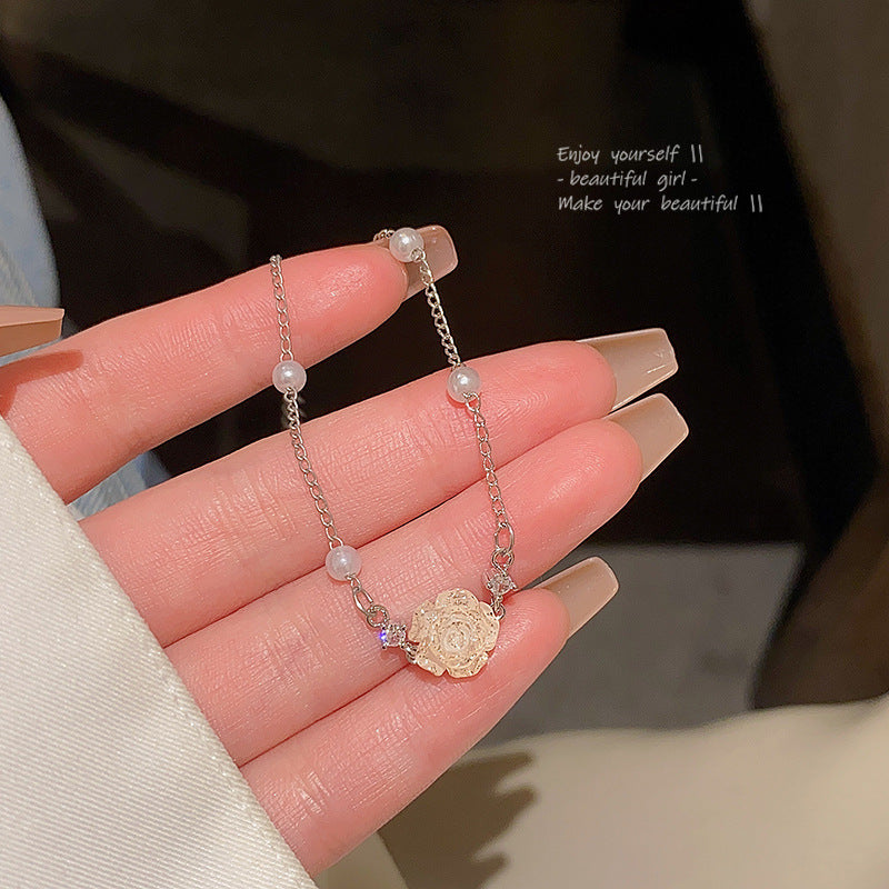 Women's Light Luxury Minority Retro Camellia Fashionable Design Sense Crystal Bracelets