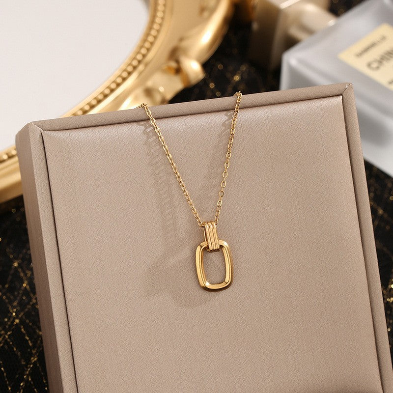 Women's Does Not Fade Temperament Entry Lux Necklaces