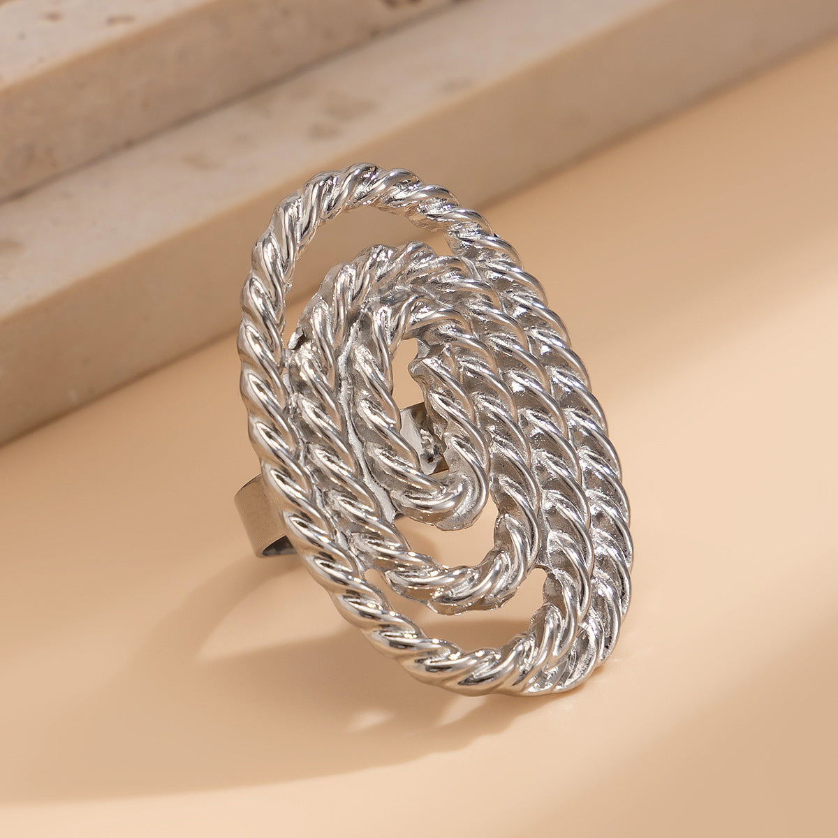 Oval Alloy Winding Geometric Corrugated Imitation Rings