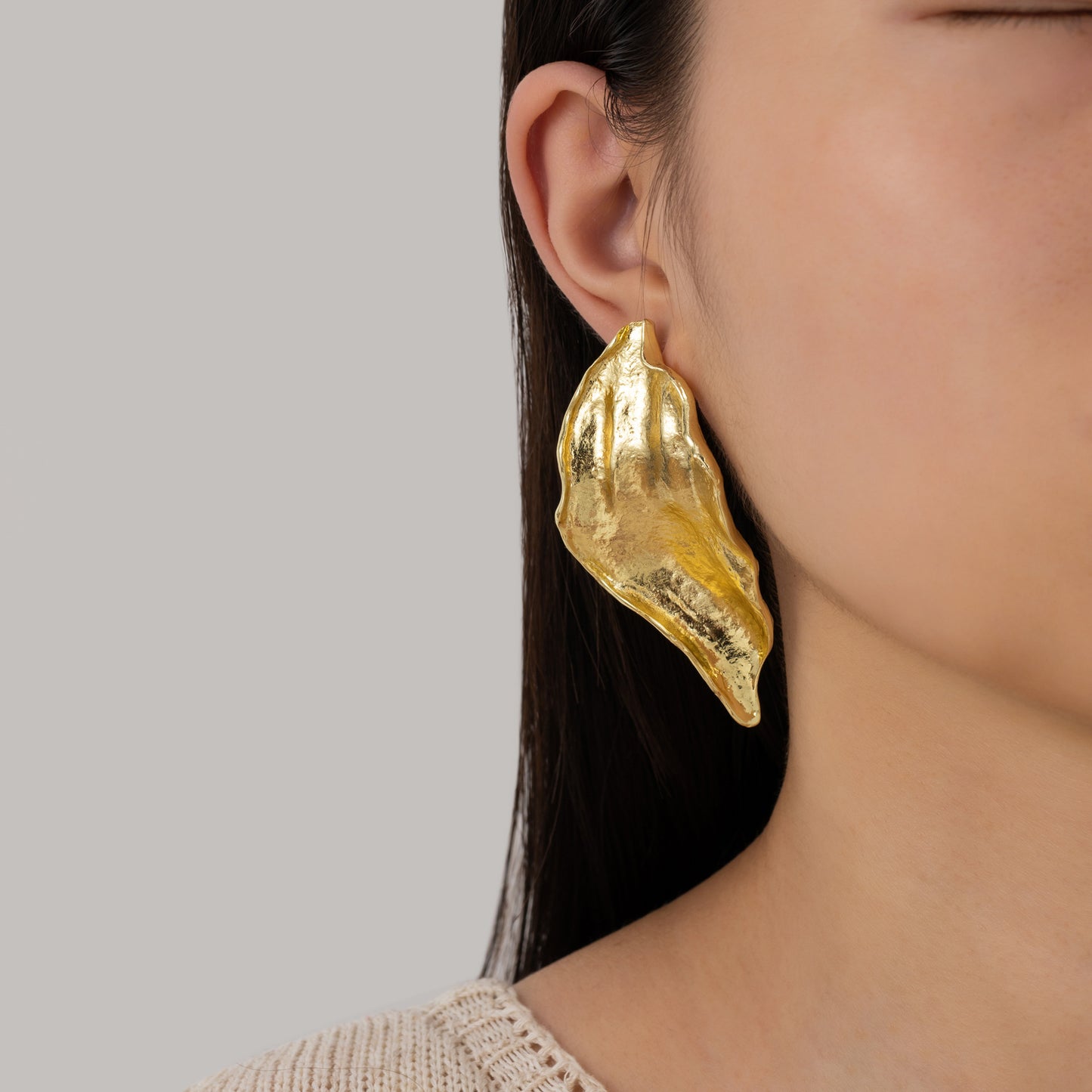 Women's Cold Style Leaf Shaped High Sense Earrings