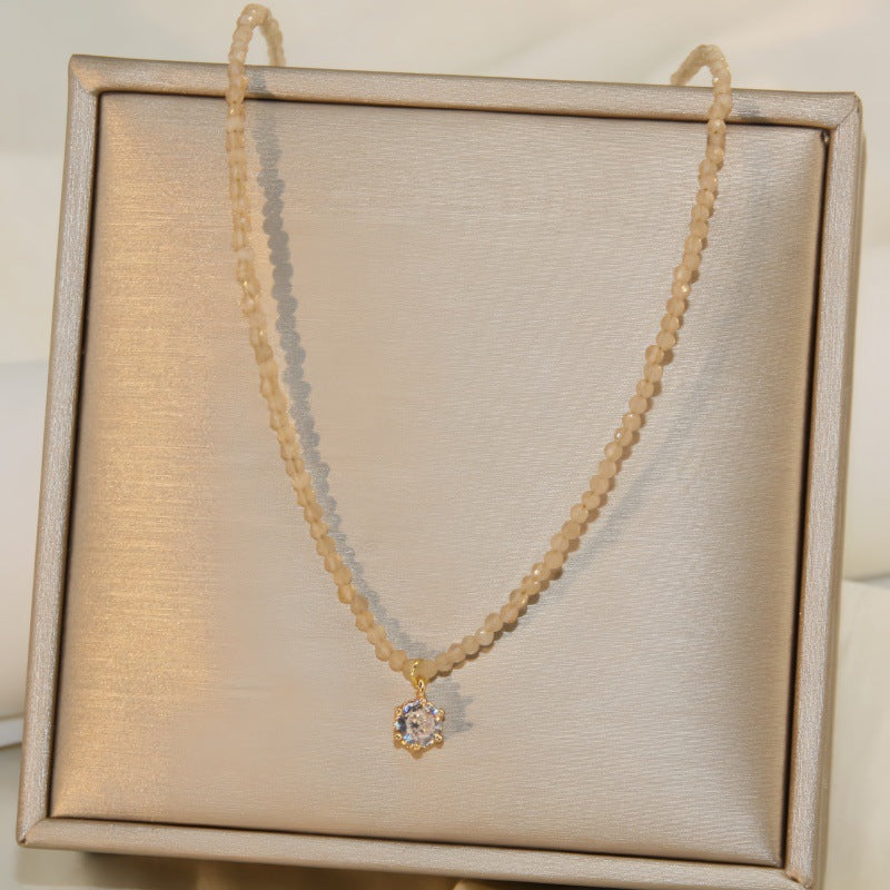 Women's Champagne Geometric Moissanite Clavicle Chain Light Luxury Minority Necklace