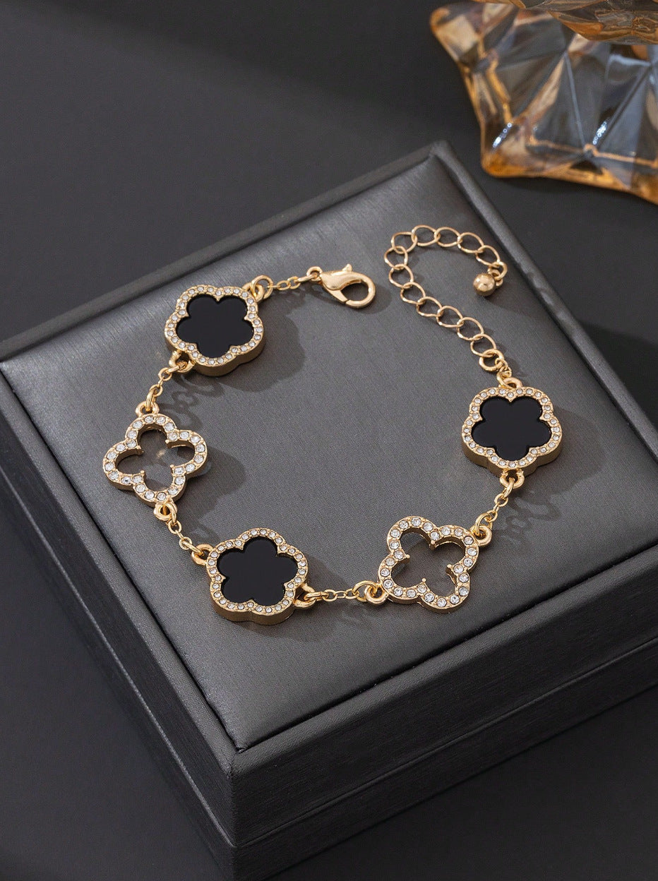 Lucky Five-leaf Flower Affordable Luxury Fashion High-grade Pork Bracelets