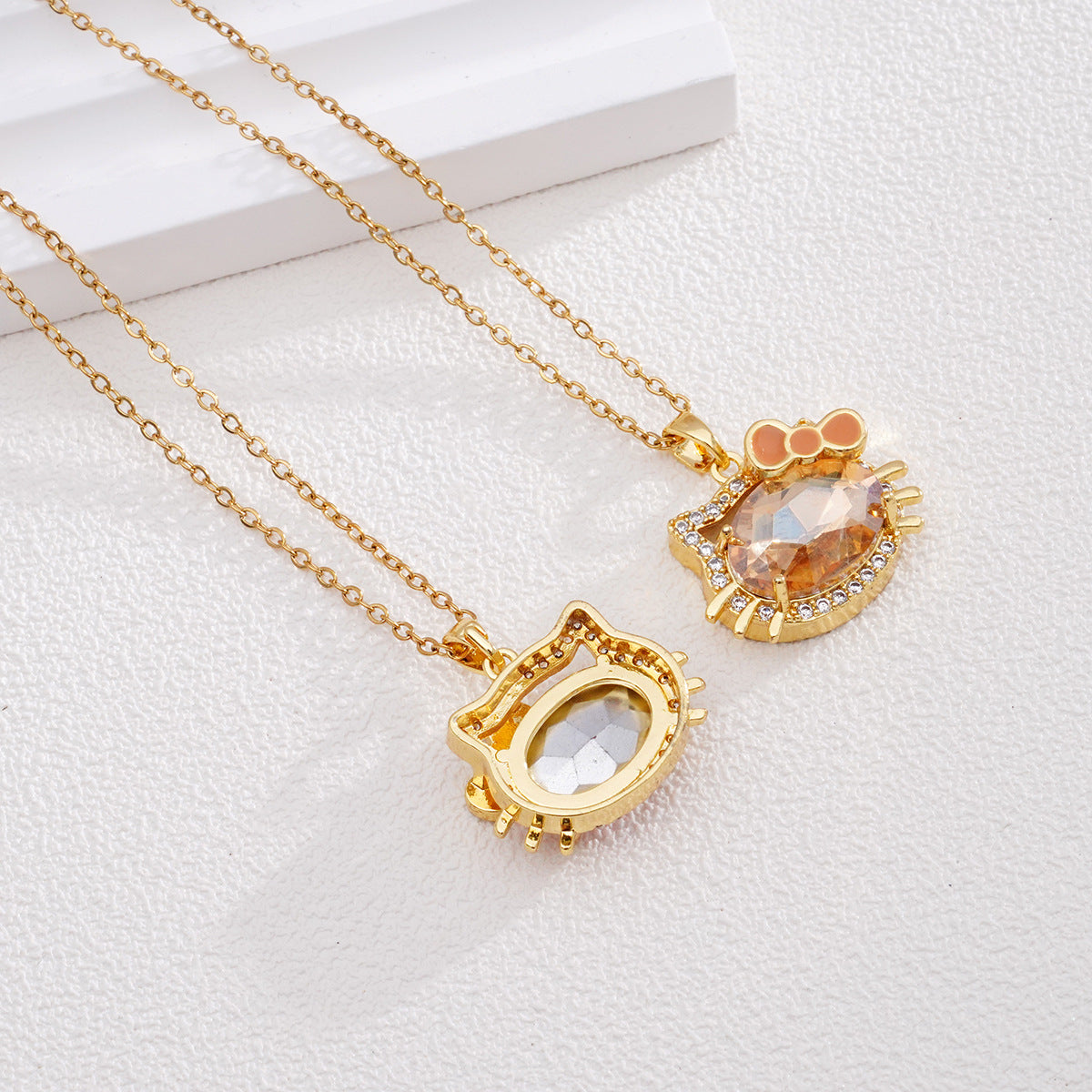Titanium Steel Female Gold Cat Cartoon Design High-grade Necklaces