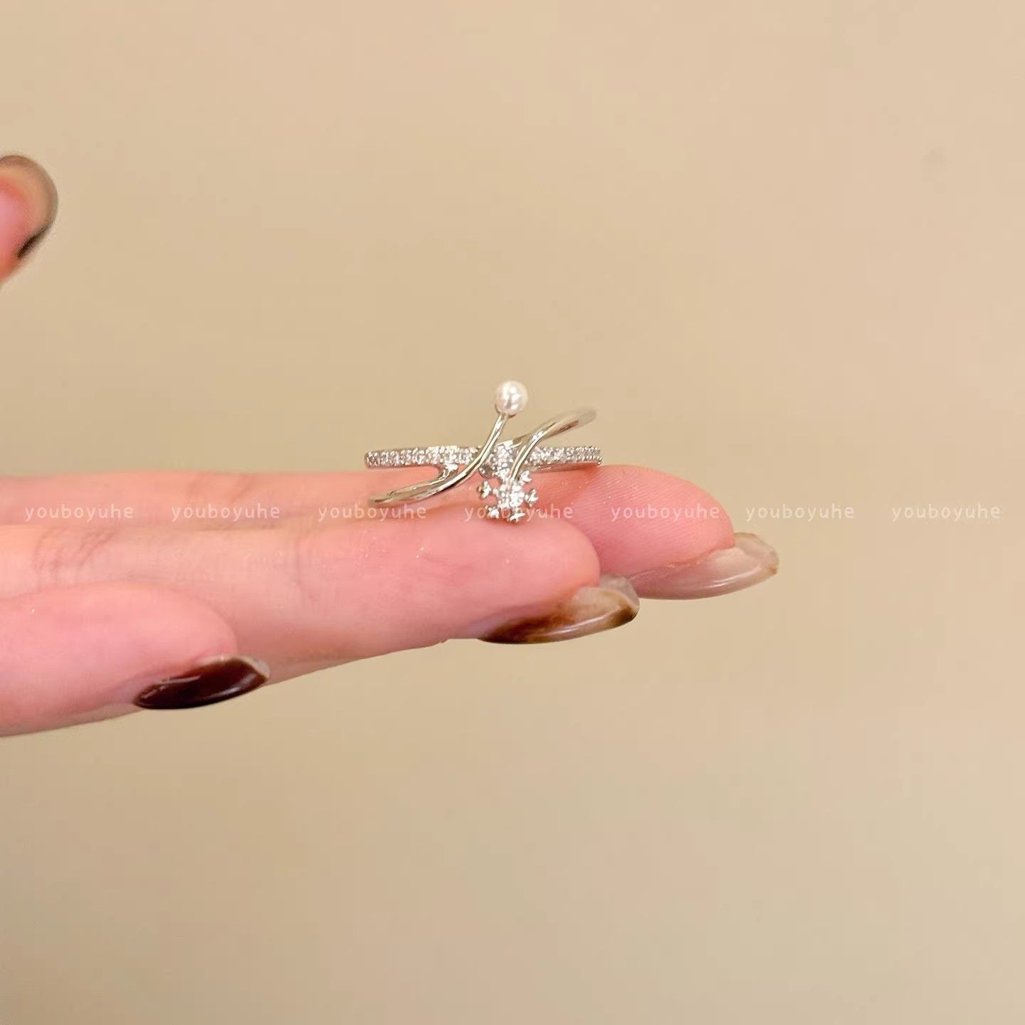 Zircon Simple Female Opening Adjustable Index Finger Light Luxury Rings