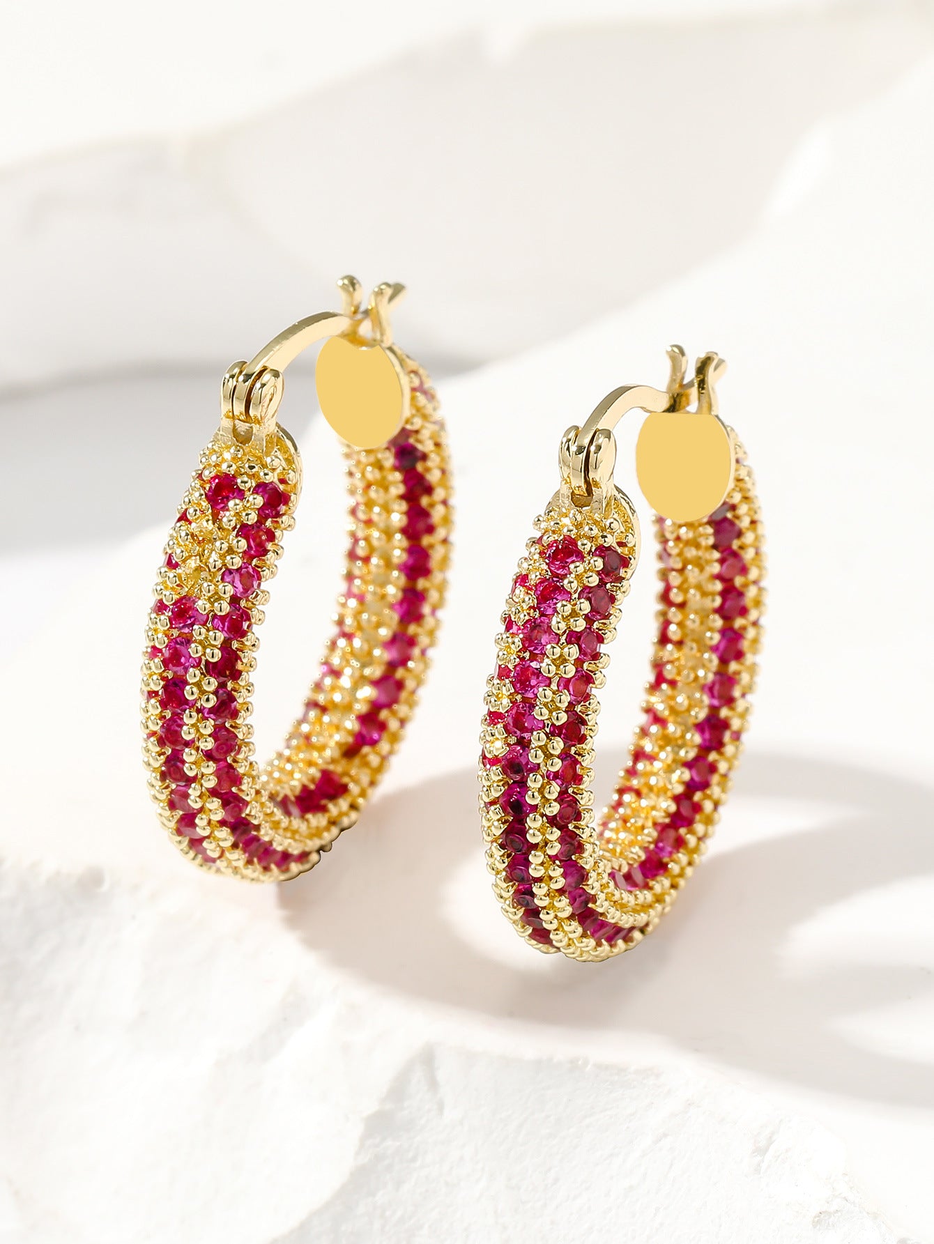 Elegant Simple Fashionable Color Round Ear Clip Micro Inlaid Zircon Rings