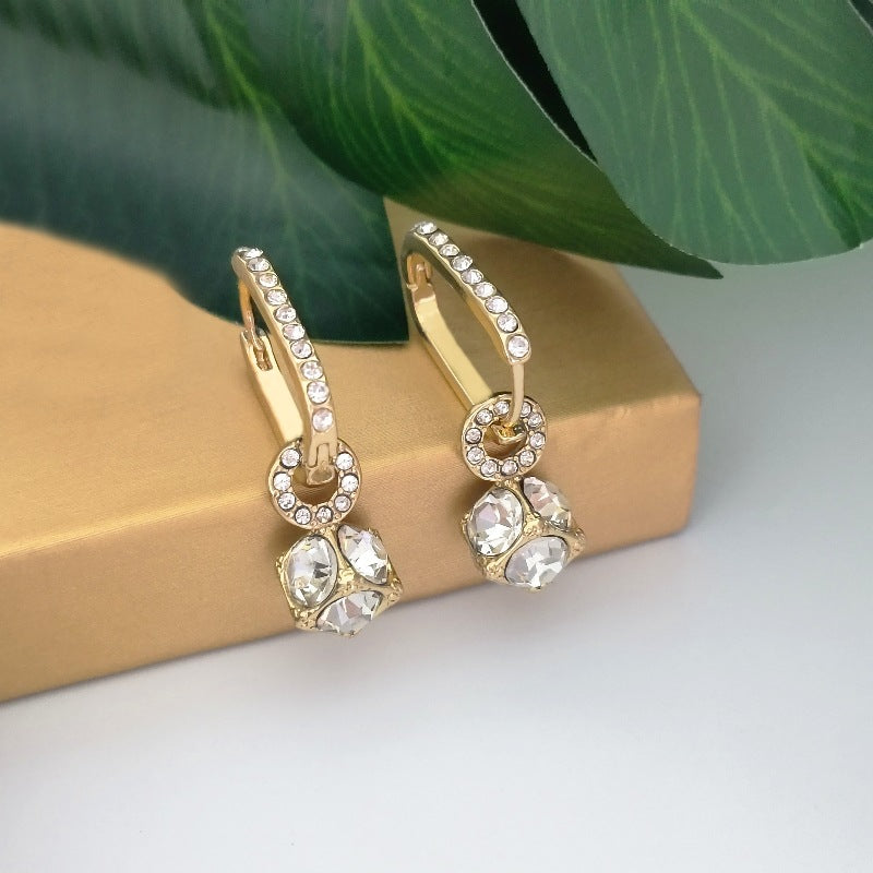 Women's Zircon Fashion High-grade Geometric Affordable Luxury Style Simple Rings
