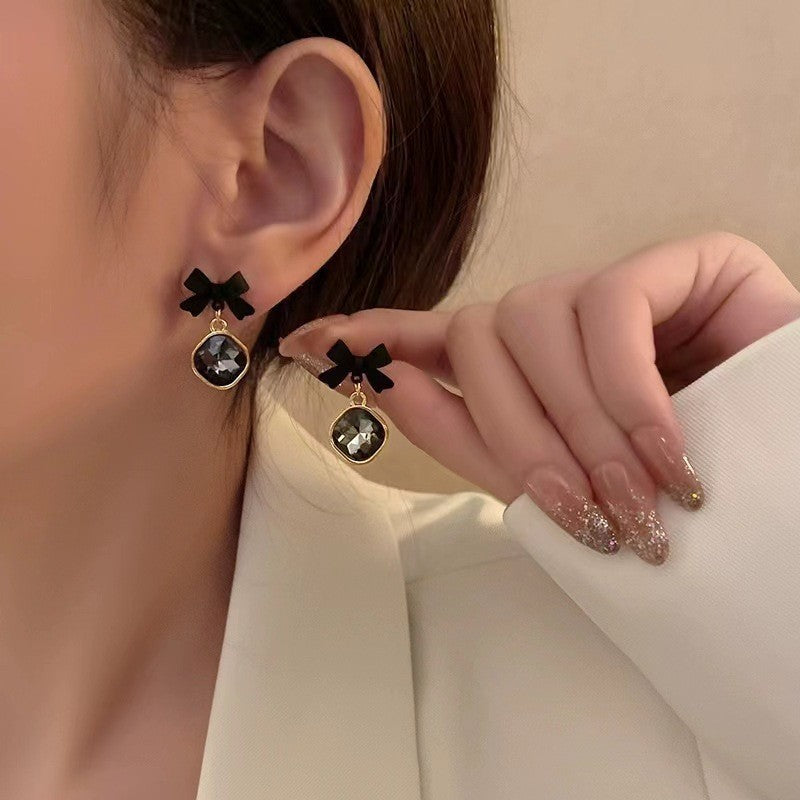 Light Luxury High-grade Ear Clip Female Earrings