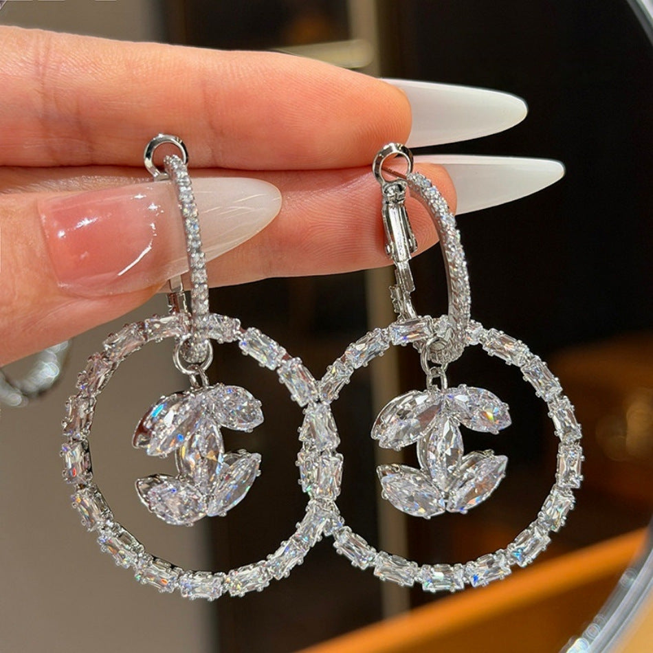 Luxury High-grade Fashion Classic Style Ear Clip Circle Rhinestone Female Earrings