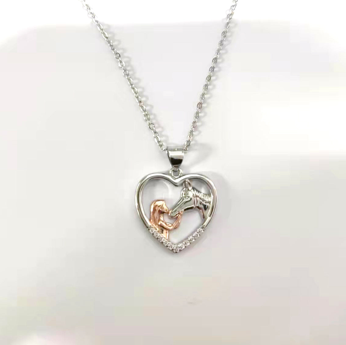 Fashion Heart-shaped Horse Two-color Rose Gold Pendants