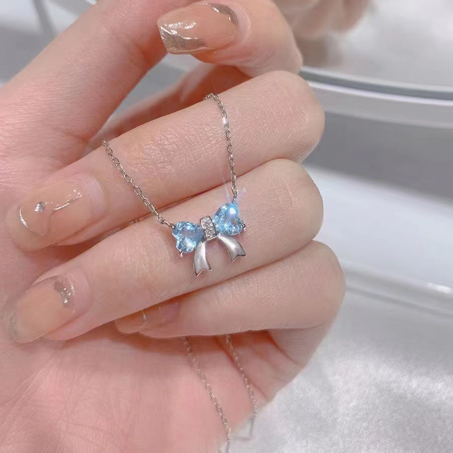 Zircon Female Sweet Niche Heart Gentle Light Luxury Simple Advanced Necklaces