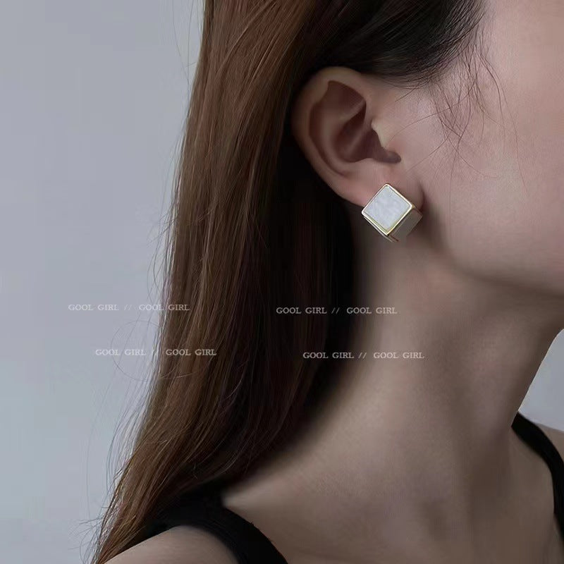 Women's Fashion Simple Three-dimensional Square Sier Needle Earrings