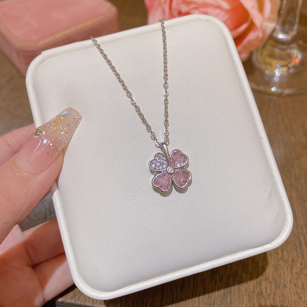 Women's Peach-colored Sweet Four-leaf Light Luxury Fashionable Versatile Clavicle Necklace