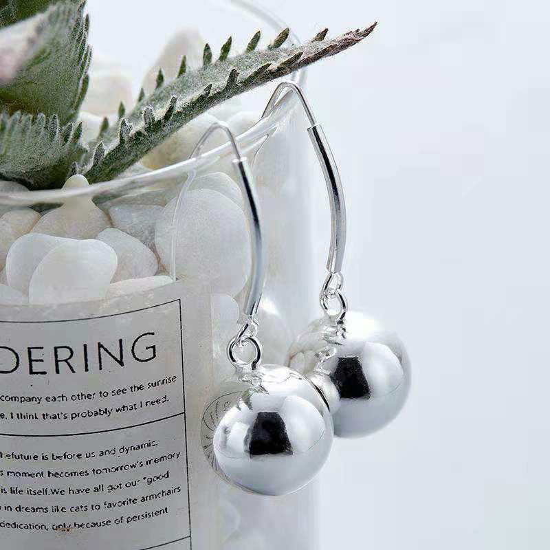 Women's Korean Style Fashion Ball Personalized Long Temperament Trendy Earrings