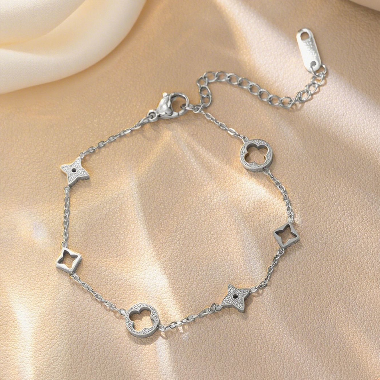 Women's Commuter Titanium Steel Light Luxury Couple Bracelets