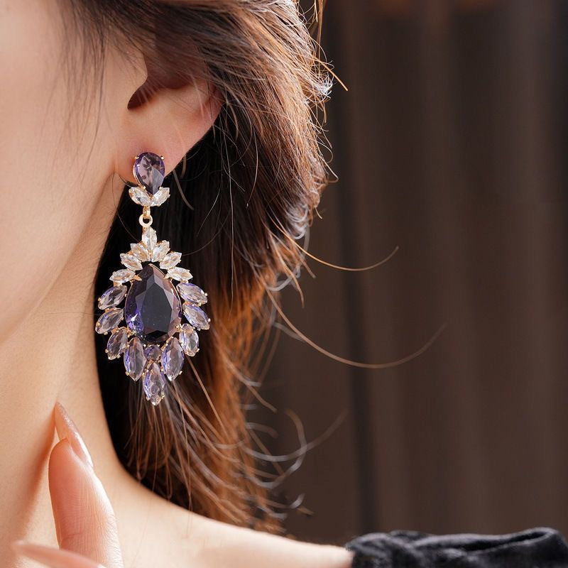 Women's Luxury Sparkling Full Rhinestone Tassel Retro High Sense Exaggerated Temperamental Rings