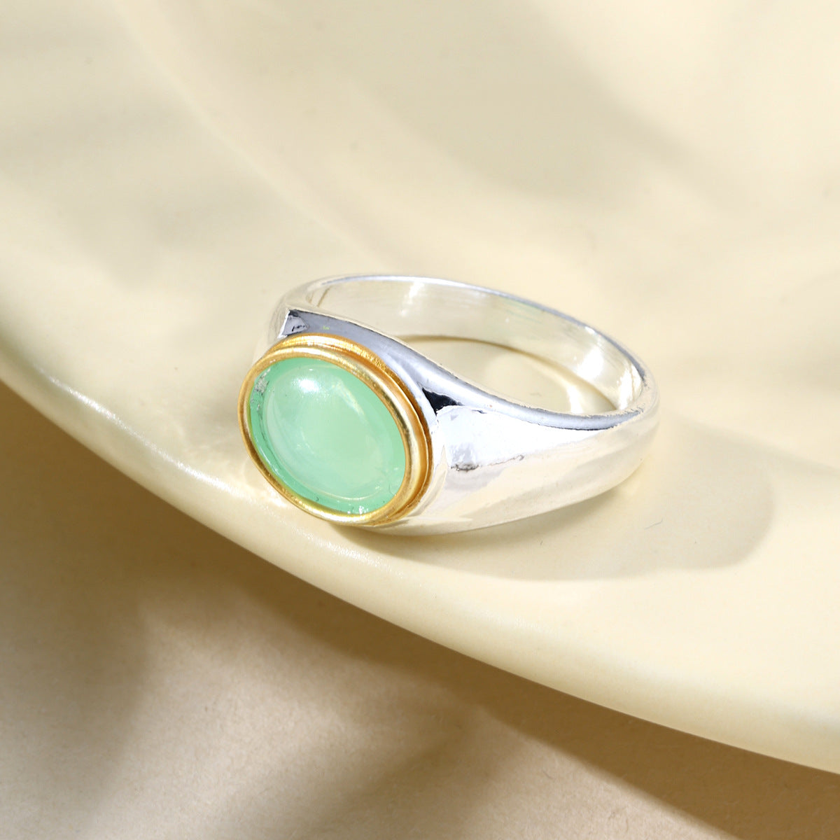 Classic Women's Gentle Gray Jade Gemstone Rings