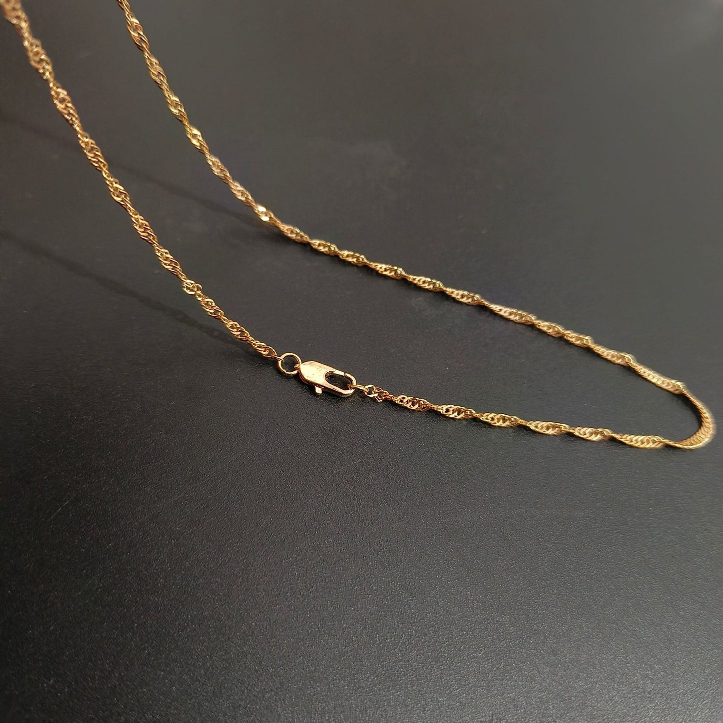 Women's High-grade Water Wave Chain Clavicle Fashion Simple Metal Choker Necklaces