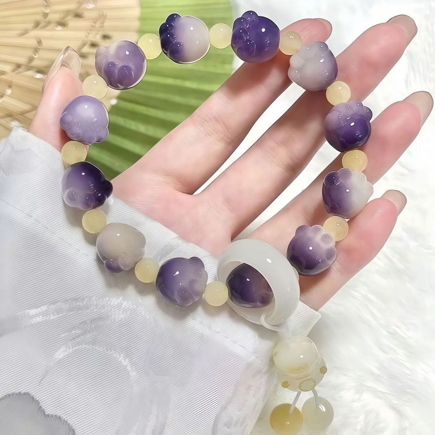 Men's Natural Bodhi Carving Cat's Paw Female Hand Toy Bracelet