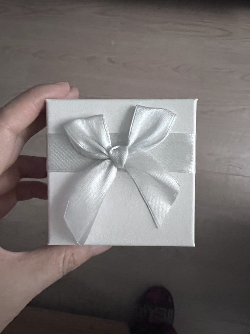Packing Box Lettering Service Sf Express Necklace