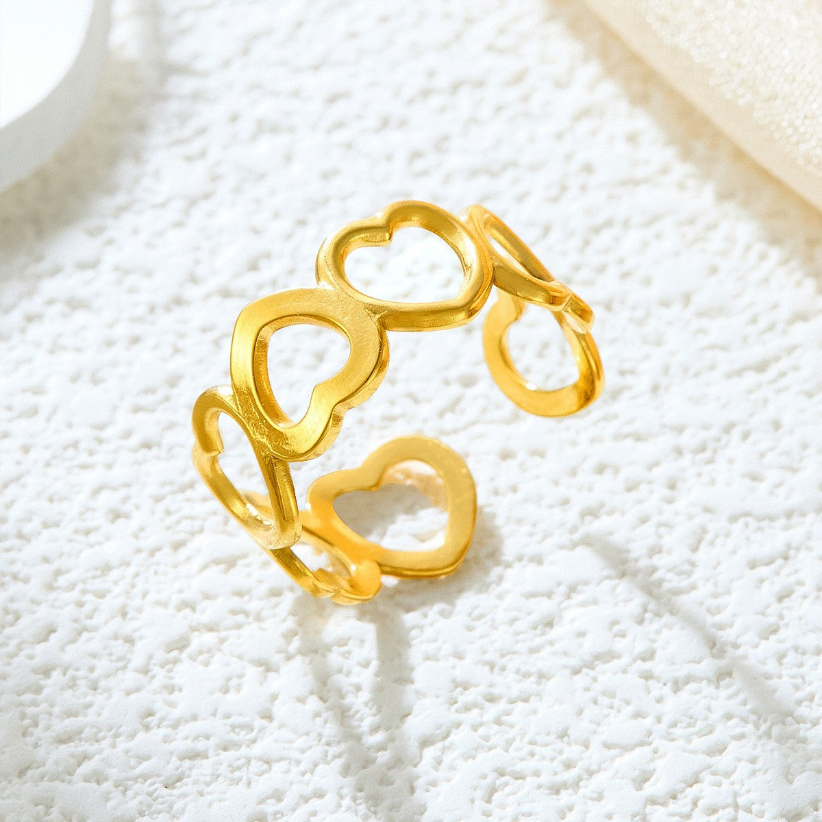 Stainless Steel Irregular Line Love Heart-shaped High-grade Ring