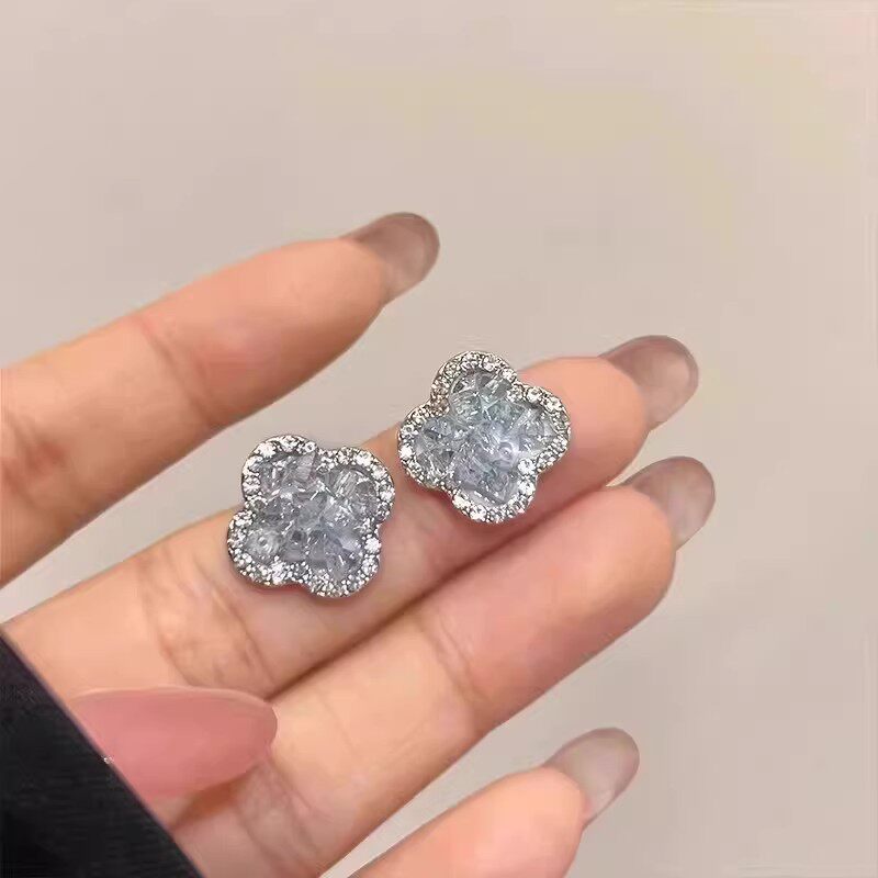 Ear Piercing Female High Sense Refined Simple Dignified Generous Style Earrings