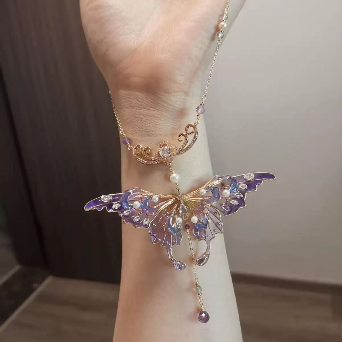 Sweet Cool Hot Butterfly Tassel Female Punk Retro Necklet Necklaces