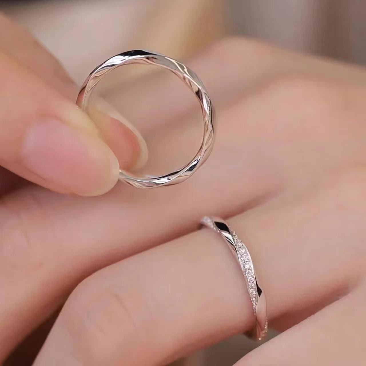 Women's & Men's Infinite Love Mobius Strip Couple Pair Of Adjustable Fashion Ring