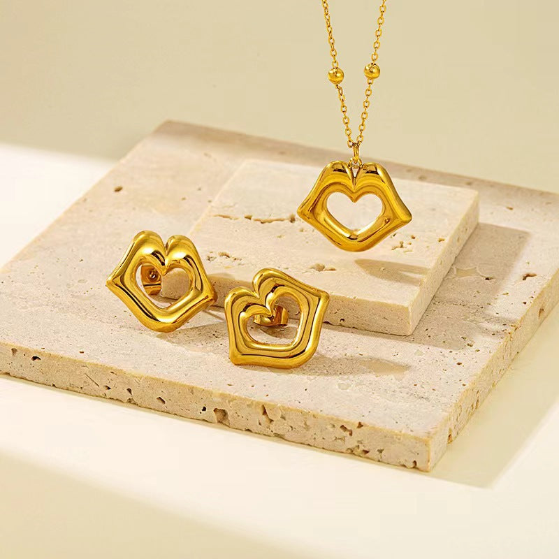 Gold Stainless Steel Titanium Lip Clavicle Chain Necklace