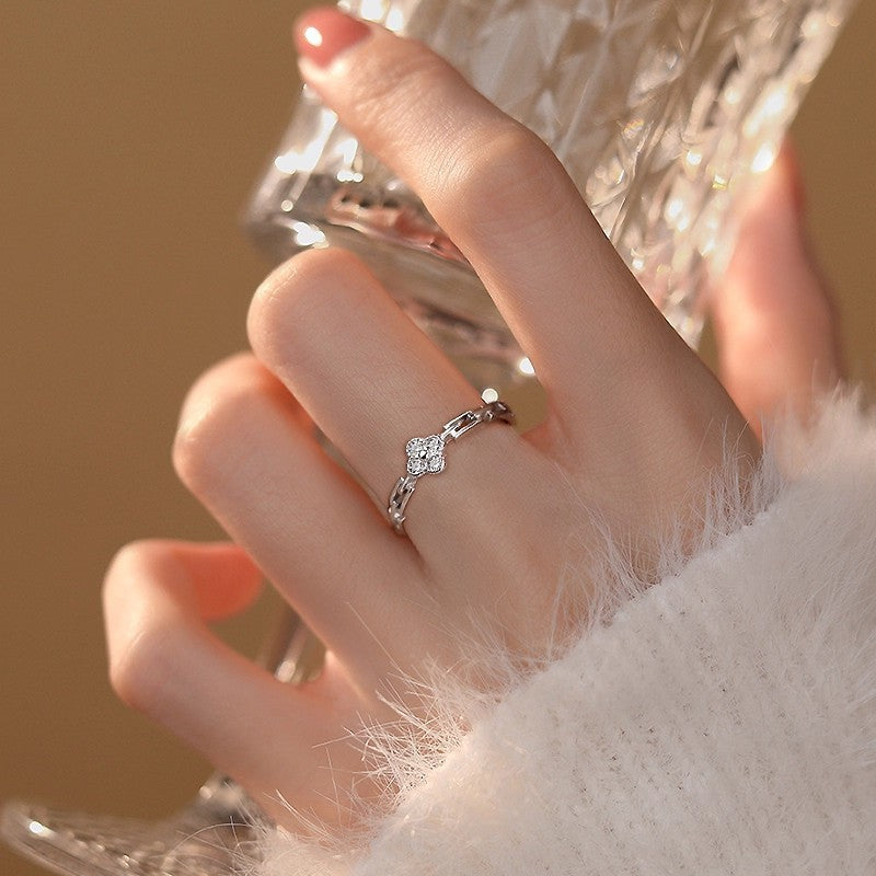 Clover Female Affordable Luxury Fashion Diamond Flower Chain Ring