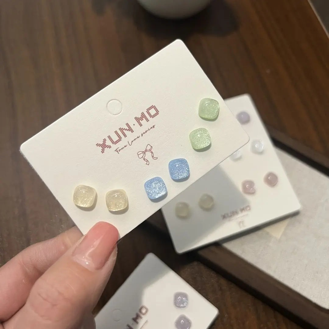 Women's Resin Square Fashion Fresh Small Simple Stud Earrings