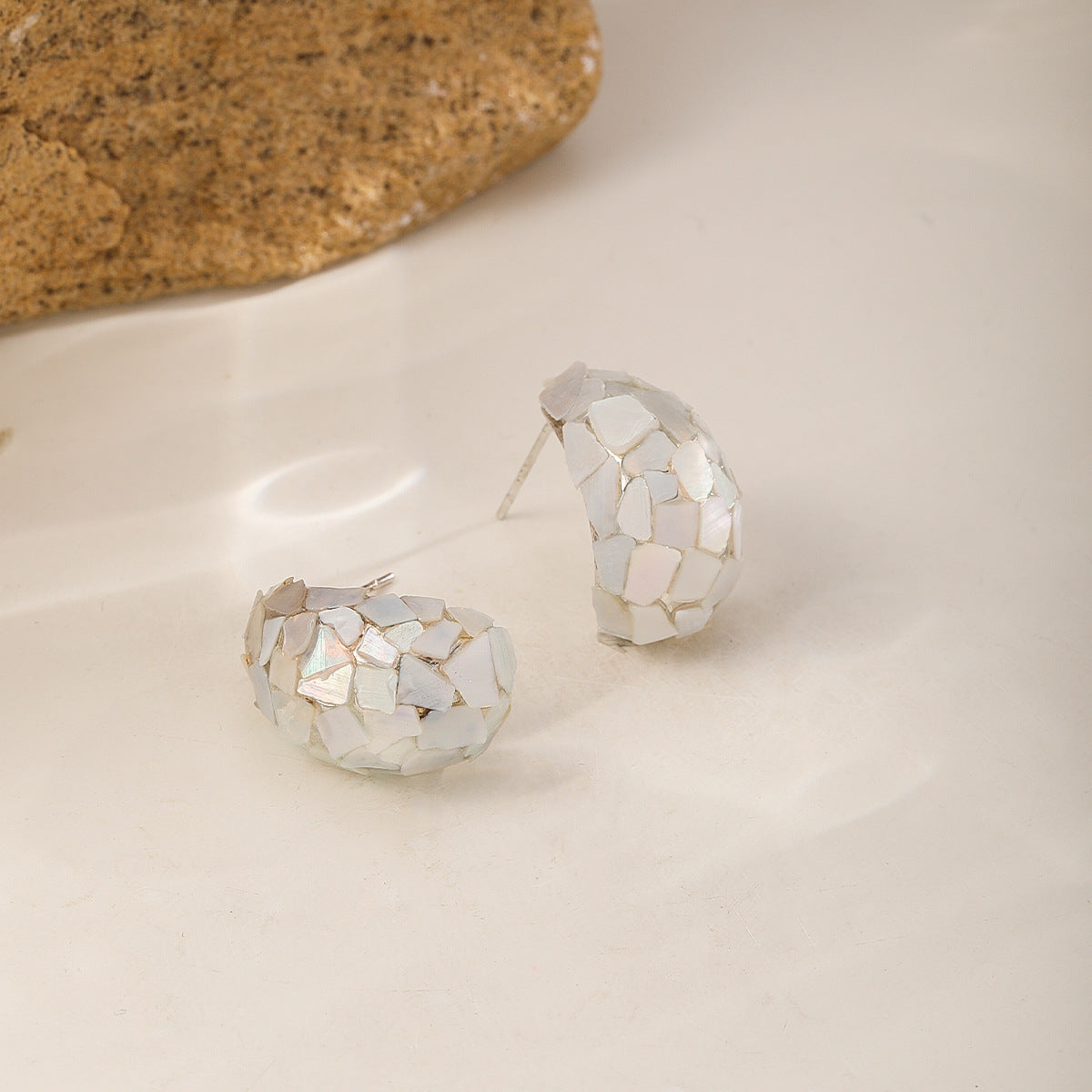 Ear Light Luxury High-grade Niche Design Female Cold Style Stud Earrings