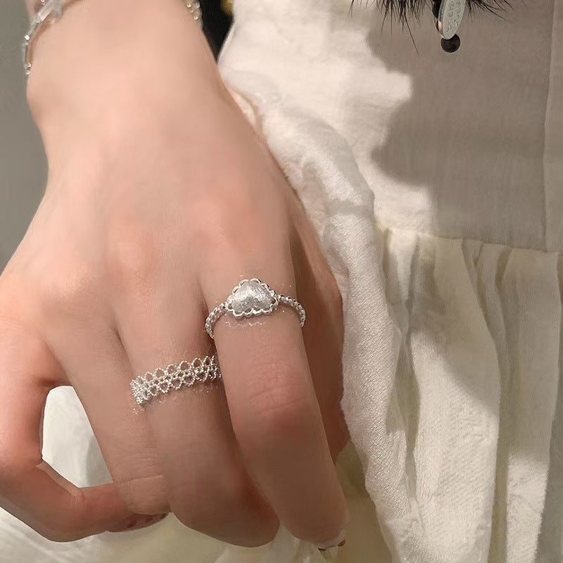 Love Heart-shaped Niche Personality High-grade Hollow Index Finger Temperament Wild Ring