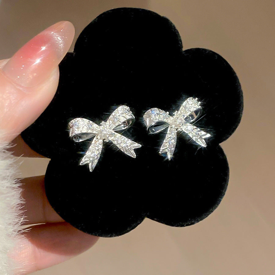 Korean Style White Zircon High-grade Simple Personalized Design Sense Earrings