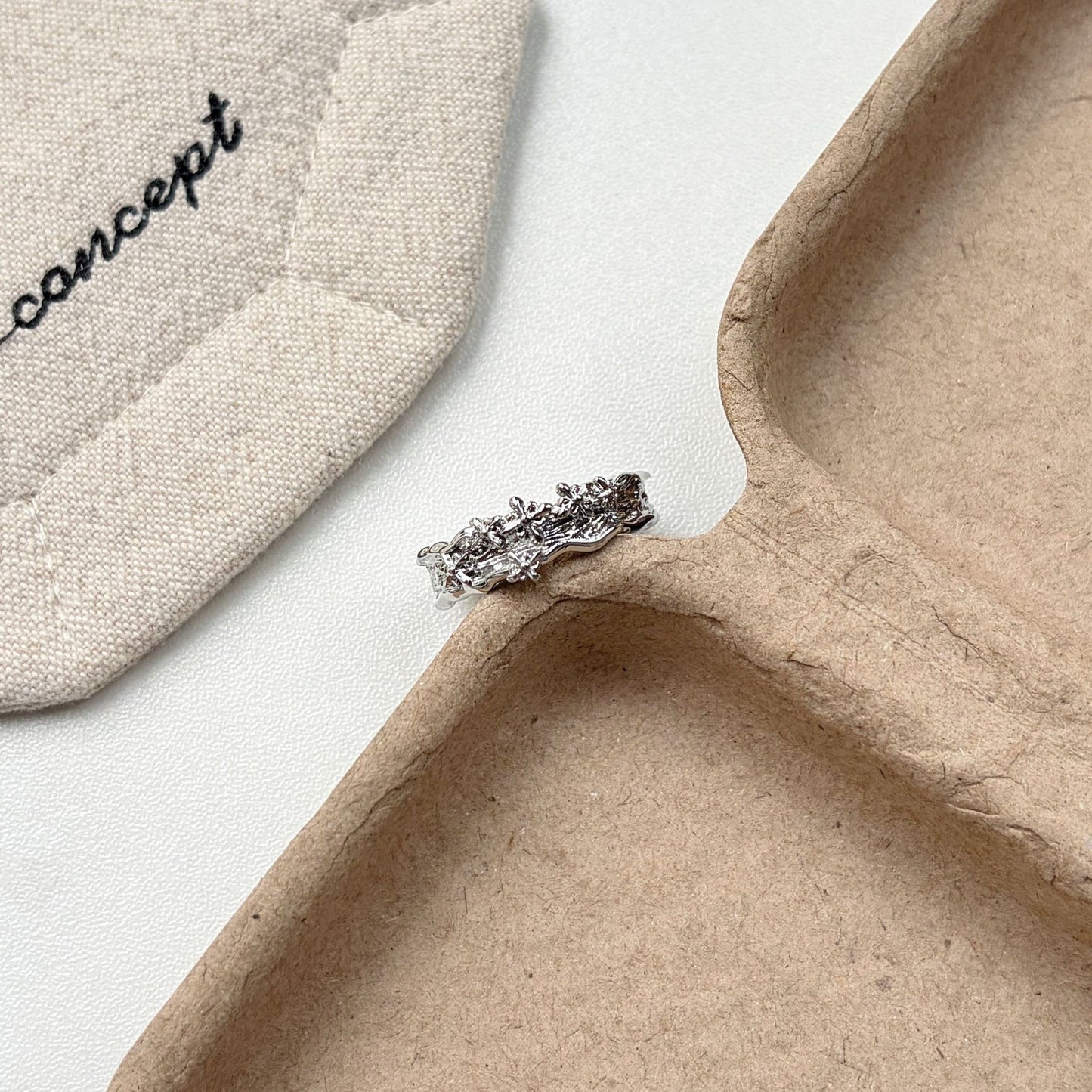 Crow Female Versatile Advanced Irregular Light Luxury Minority Opening Ring