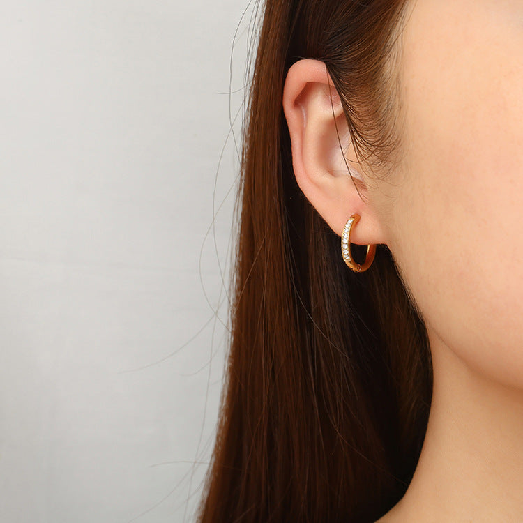 Stainless Steel Clip Light Luxury Female Design Electroplated Earrings