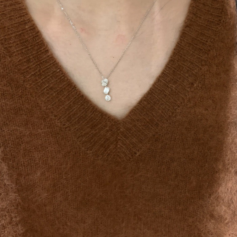 Women's Exquisite Light Luxury High-grade Korean Style Fashion Personality Necklaces
