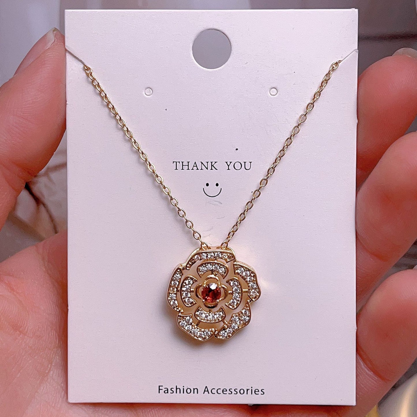 Women's Fashion Simple Love Design Light Luxury Necklace