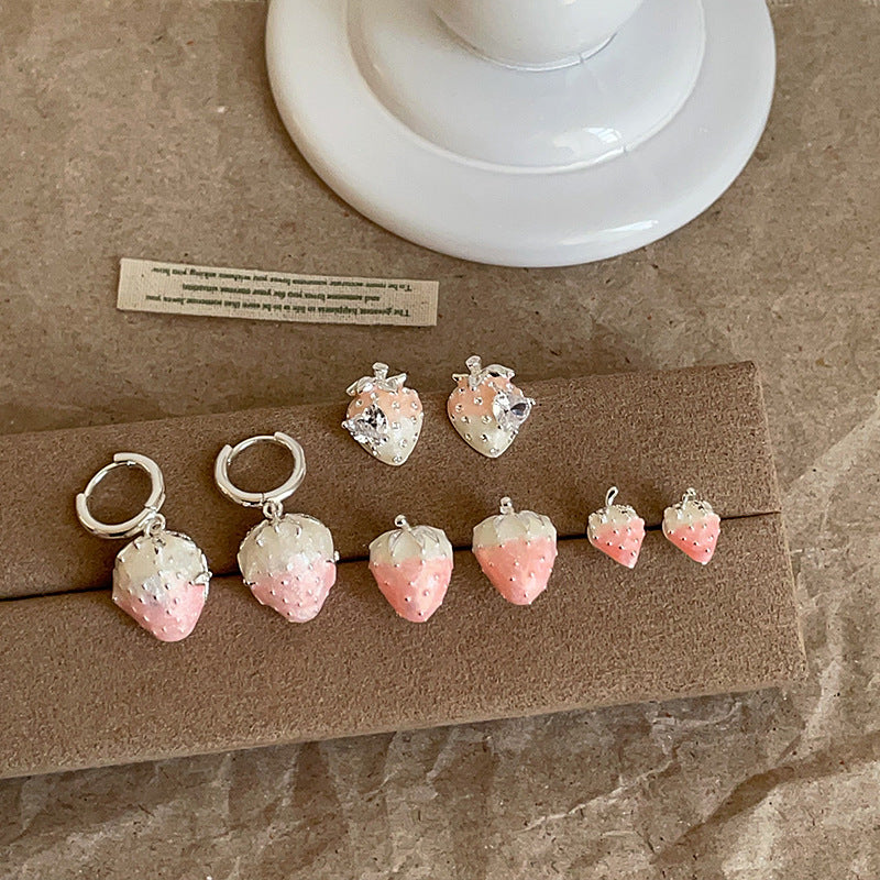 Cute Advanced Gradient Pink Strawberry Female Heart Temperament Unique Sweet Earrings