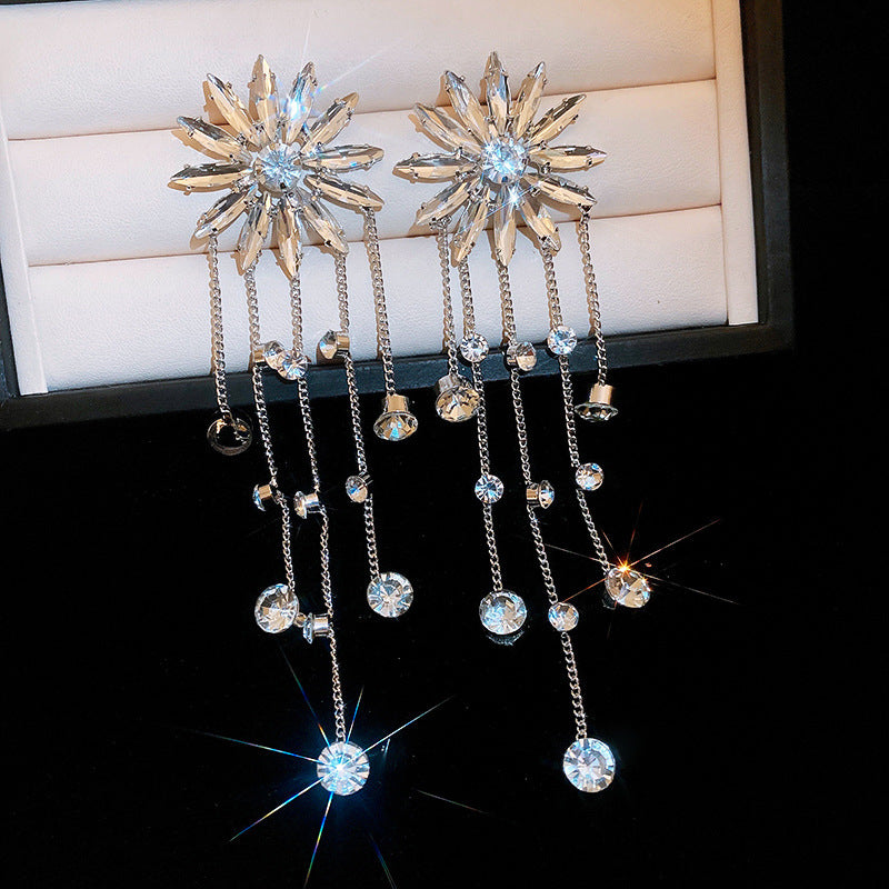 Cheese Pleated Fashionable Casual Style Ear Hook Earrings