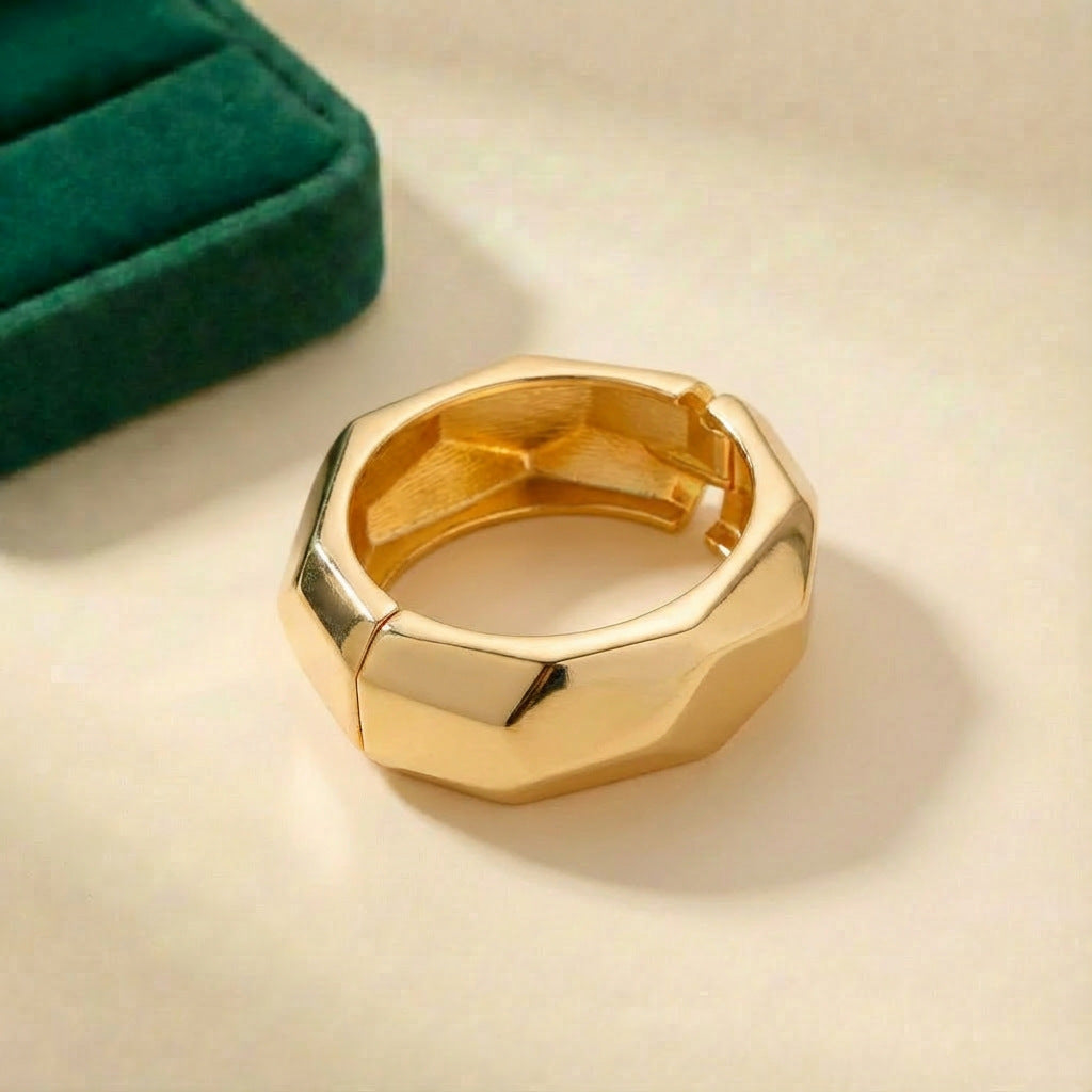 Women's Fashion Luxury Elegant Vacuum Plating Light Bracelet
