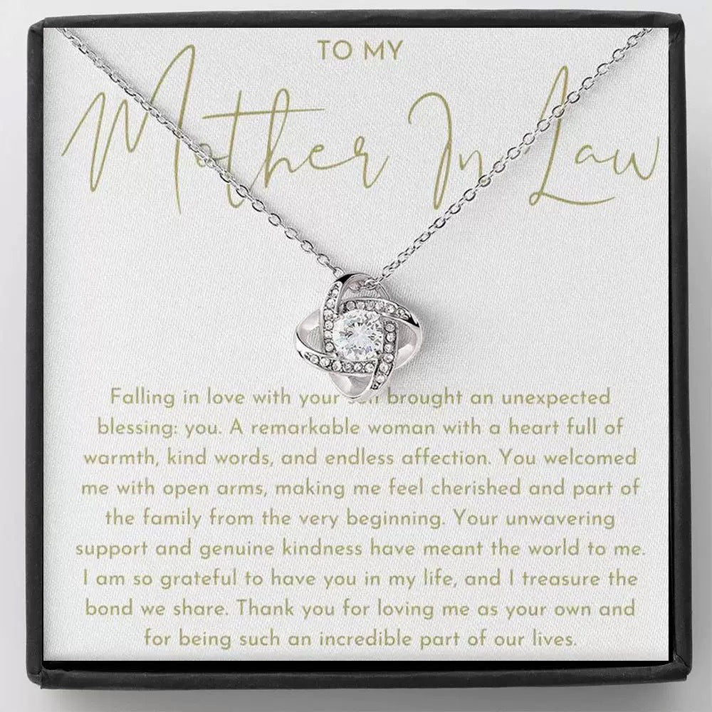 Four-leaf Clover Clavicle Chain Gift Hollow Necklace
