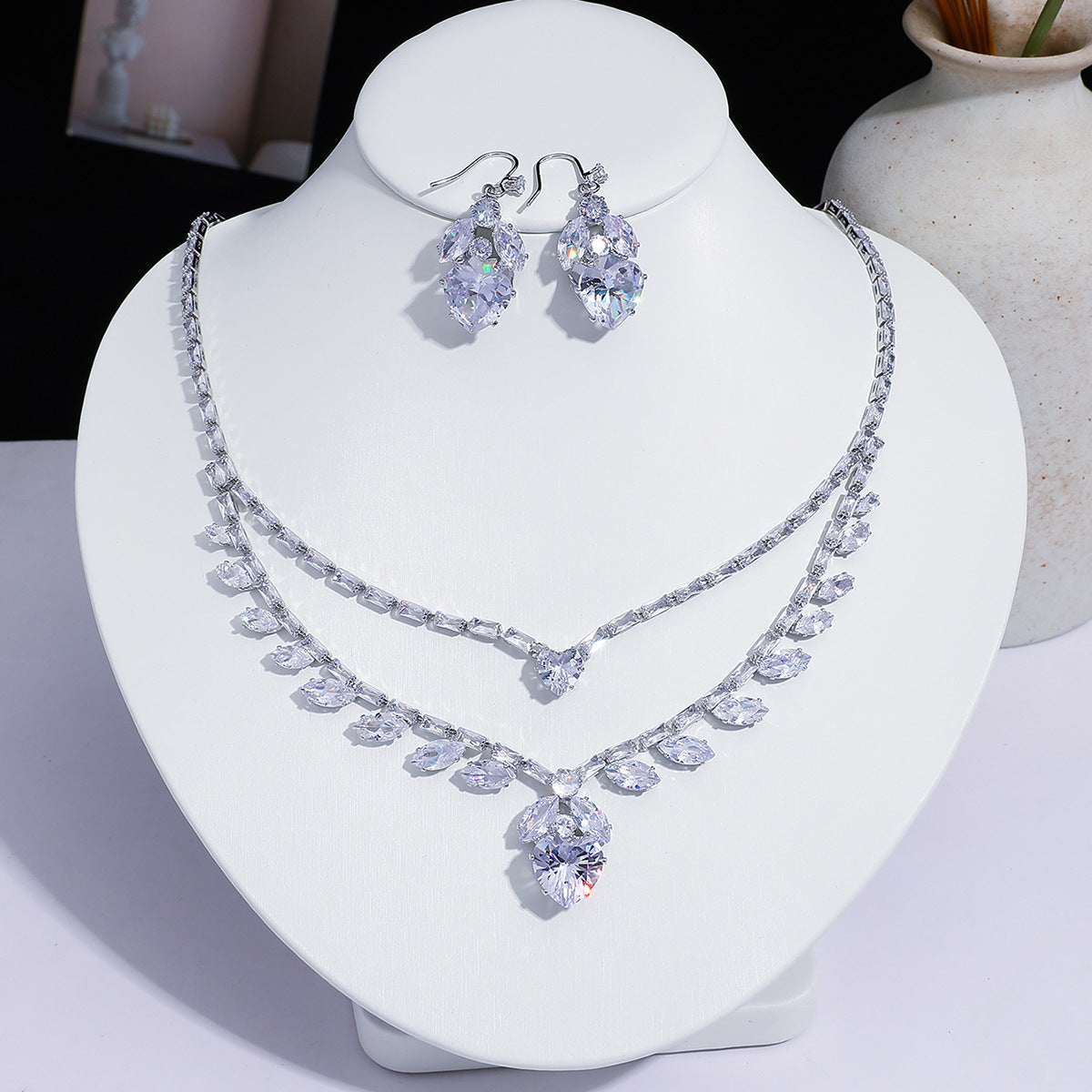 Fashion Trend Zircon Green Butterfly Tassel Necklace