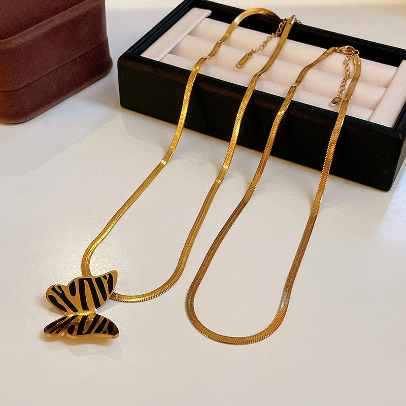 Women's High-grade Accessories Clavicle Chain Super Shiny Necklaces