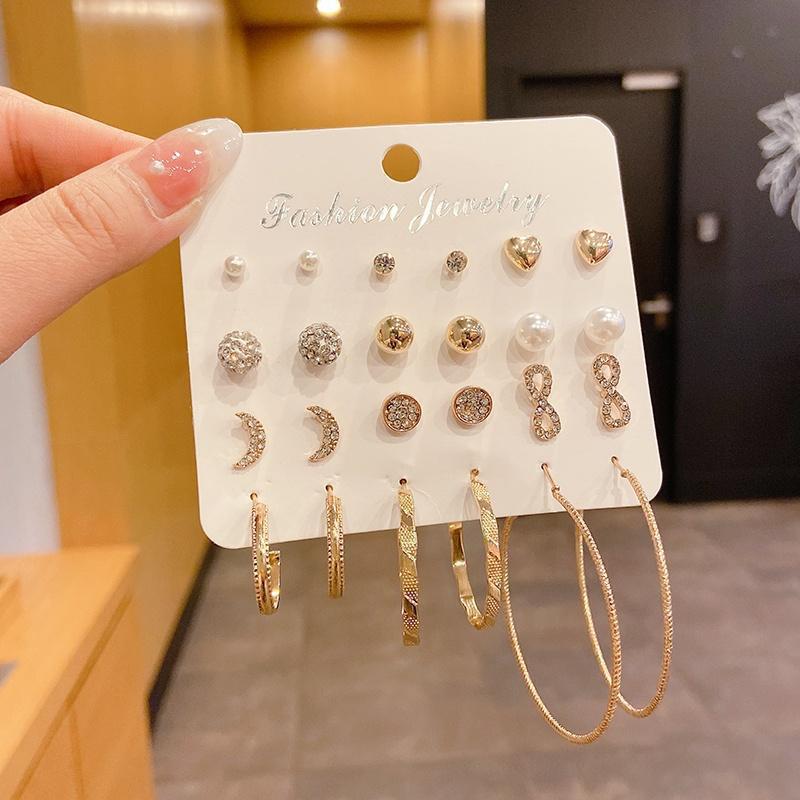 Pearl High-grade Butterfly Ear Clip Fashionable Earrings