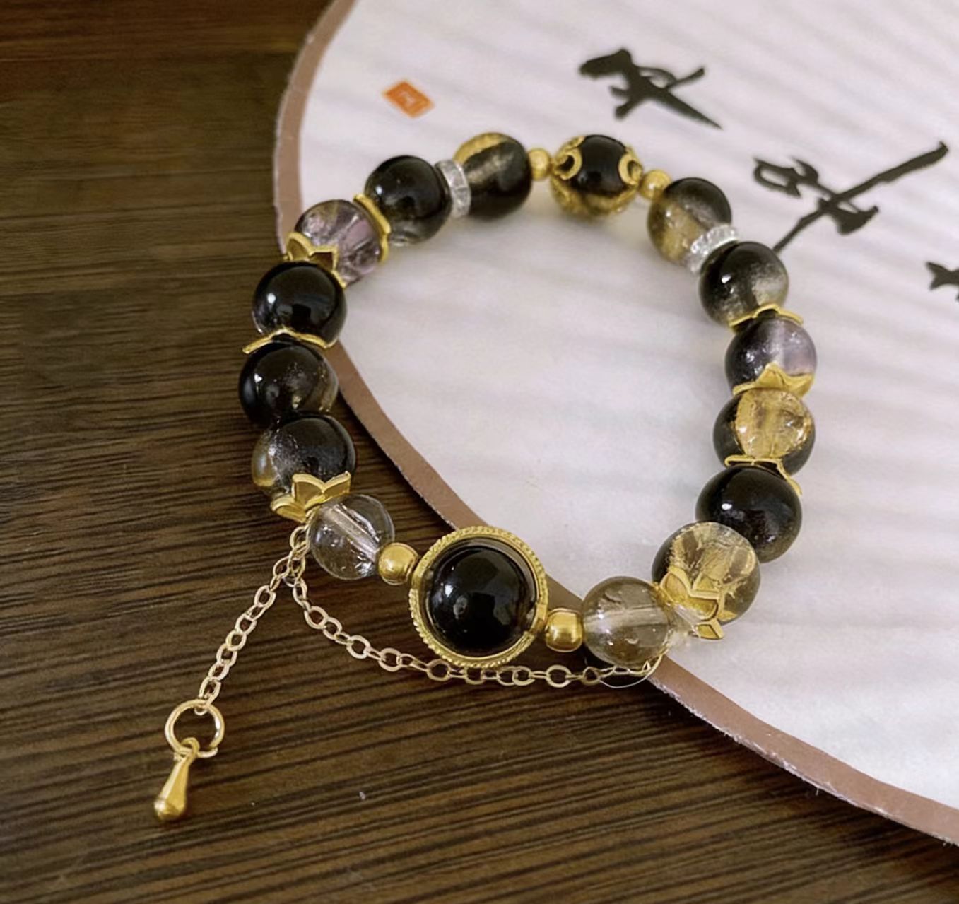 Women's Black Colored Glaze Beaded Graceful Personality Bracelet