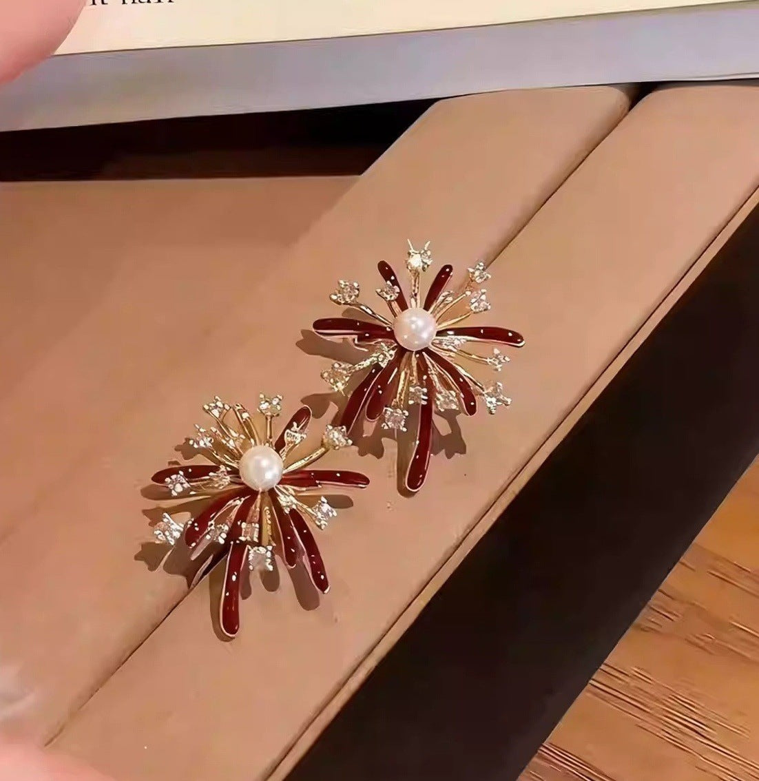 Commuter Light Luxury Design Sense High-grade Earrings