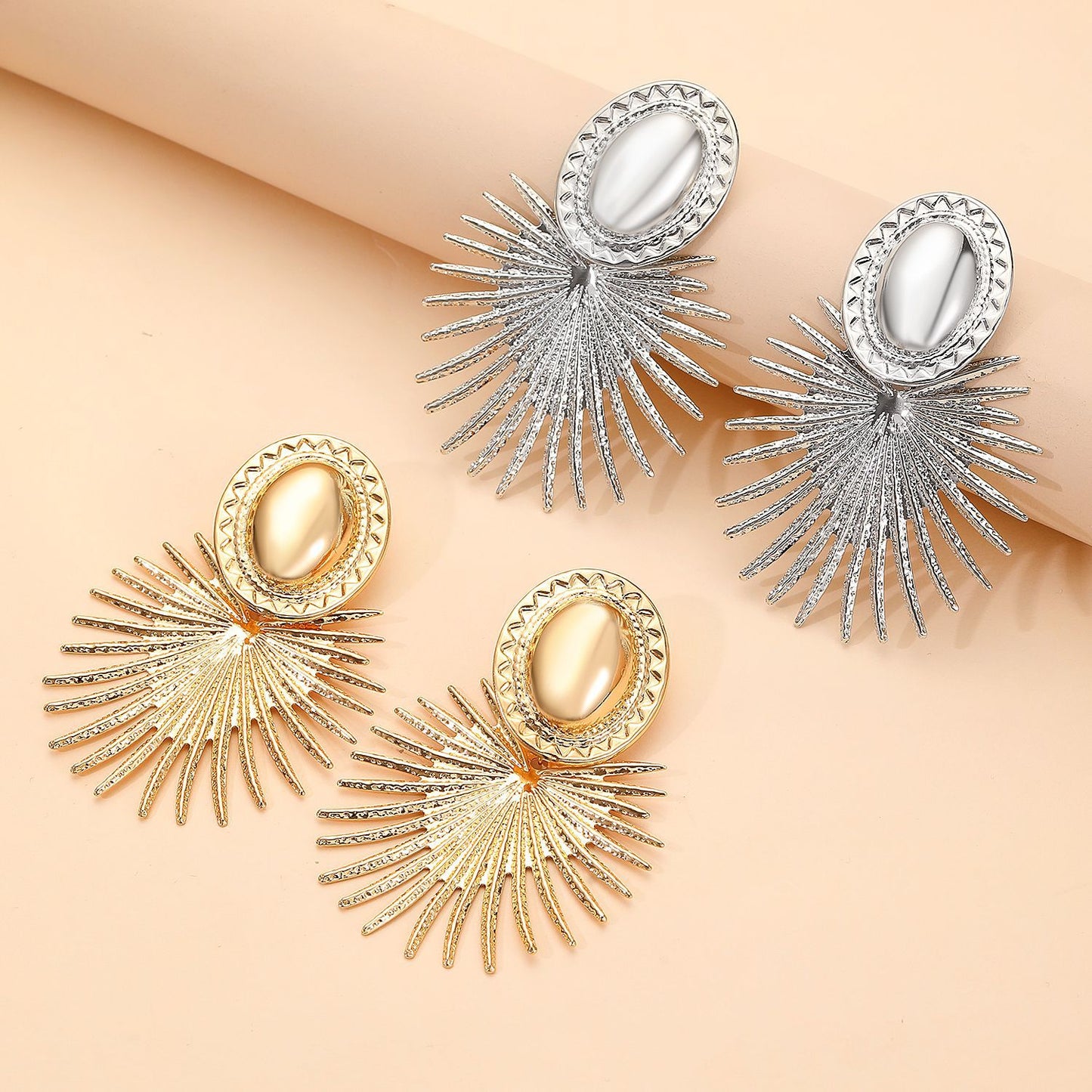 Fashion Popular Exaggerated Oval Alloy Versatile Earrings