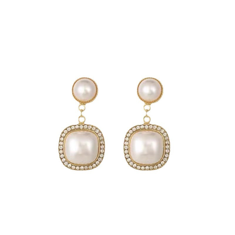 Women's Refined Grace Colorful Pearl Light Luxury Minority Earrings